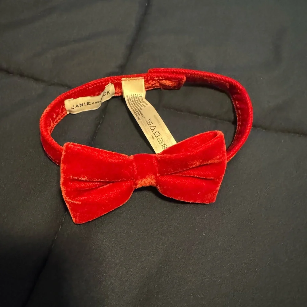 Janie and Jack Red Velvet Bowtie 2T- 5T